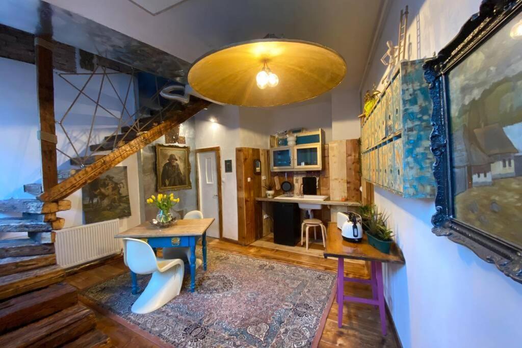 The House A La Cluj Villa Luaran gambar